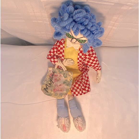 Vintage Hallmark Maxine Soft Doll Missing Her Don’t Worry Be Crabby Pin - Picture 3 of 12